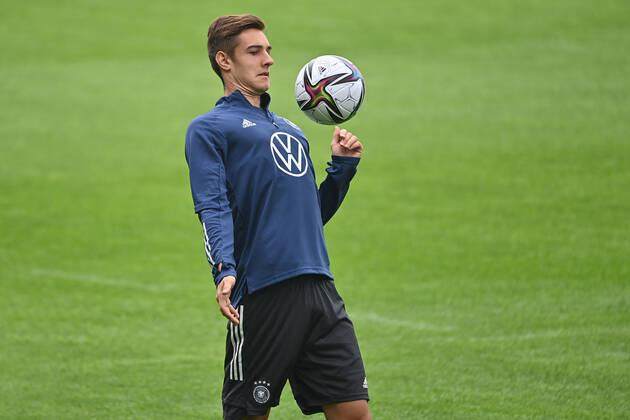 1631174306973001097.jpg 1631174306973001097.jpg